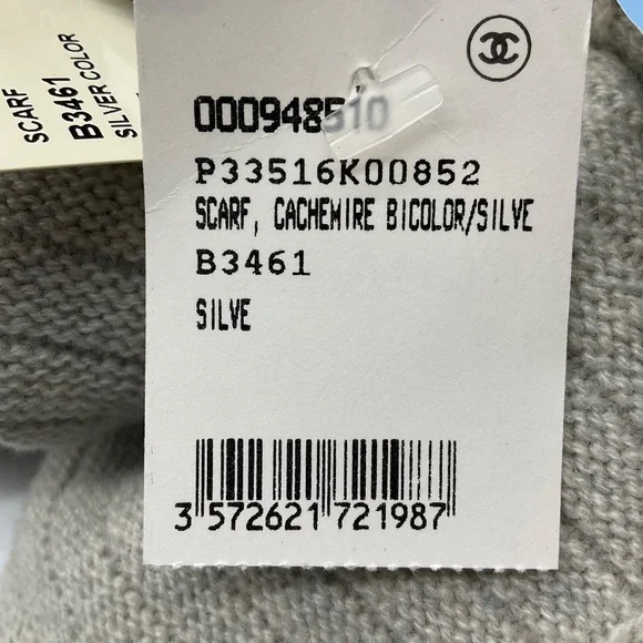 CHANEL SILVER / GREY / NAVY 2008 FRINGED CASHMERE KNIT SCARF - Picture 12 of 16
